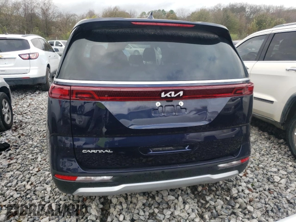 2024 Kia Carnival LX with VIN KNDNB4H33R6413398, listed as a Copart auction lot 80914704 with 2,371 mi miles and Clean Title. Bid and sale history available at carsss.com. Image 6.