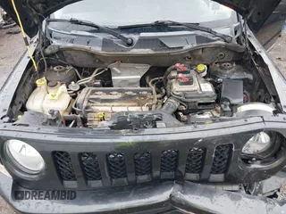 2011 Jeep Patriot Sport with VIN 1J4NT1GA9BD122962, listed as a IAAI auction lot 41903341 with 114,297 mi miles and . Bid and sale history available at carsss.com. Image 10.