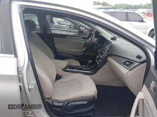 2018 Hyundai Sonata SEL with VIN 5NPE34AFXJH724211, listed as a IAAI auction lot 41962402 with 147,077 mi miles and . Bid and sale history available at carsss.com. Image 5.