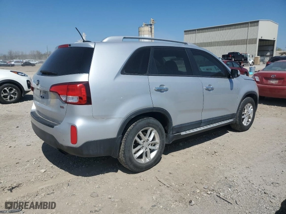 2014 Kia Sorento LX with VIN 5XYKT4A62EG492445, listed as a Copart auction lot 52216375 with 182,544 mi miles and Clean Title. Bid and sale history available at carsss.com. Image 3.