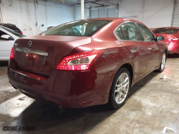 2009 Nissan Maxima 3.5 SV w/Sport Pkg with VIN 1N4AA51E99C845293, listed as a IAAI auction lot 41300963 with 121,353 mi miles. Bid and sale history available at carsss.com. Image 4.
