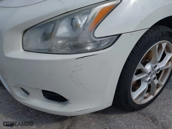 2014 Nissan Maxima 3.5 SV with VIN 1N4AA5AP0EC473211, listed as a IAAI auction lot 41863206 with 79184 miles. Bid and sale history available at carsss.com. Image 6.