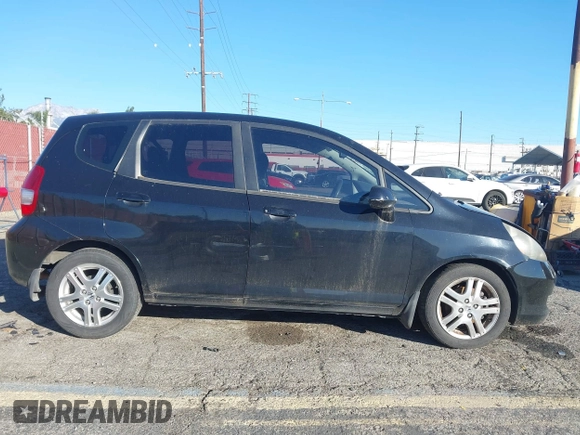 2007 Honda Fit с VIN JHMGD38467S062303, выставлен на аукционе IAAI как лот 41033089 с пробегом 270 488 миль миль и . История ставок и продаж доступна на DreamBid. Изображение 12.