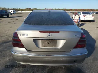 2005 Mercedes-Benz E-Class 3.2L CDI with VIN WDBUF26JX5A705299, listed as a Copart auction lot 76665344 with 279,400 mi miles and Non Repairable. Bid and sale history available at carsss.com. Image 6.