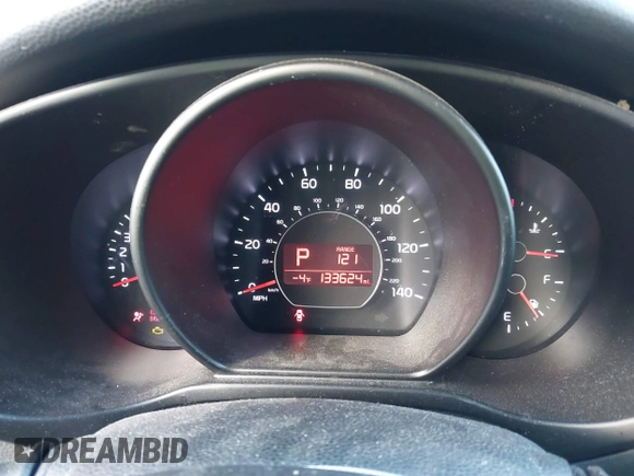 2016 Kia Soul with VIN KNDJN2A20G7853825, listed as a IAAI auction lot 41604997 with 133,624 mi miles. Bid and sale history available at carsss.com. Image 7.