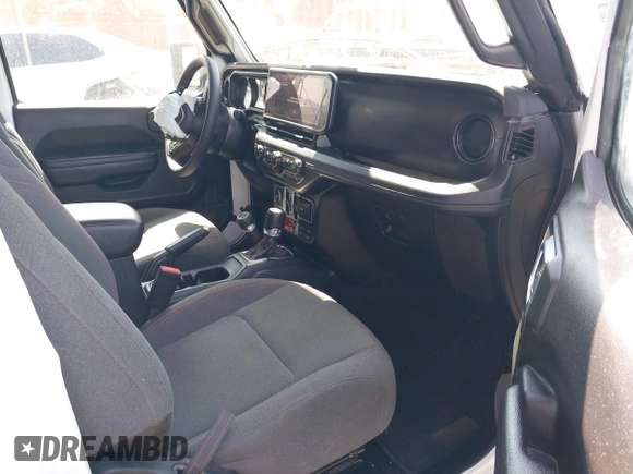2024 Jeep Wrangler Rubicon with VIN 1C4PJXFG1RW300794, listed as a IAAI auction lot 42784578 with 22,652 mi miles and . Bid and sale history available at DreamBid. Image 5.