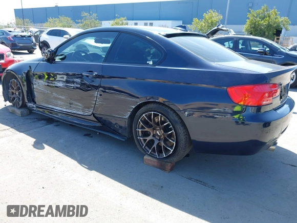 2009 BMW 3 Series 335i with VIN WBAWB73509P158425, listed as a IAAI auction lot 41844083 with 89,684 mi miles and . Bid and sale history available at DreamBid. Image 3.