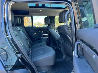 2021 Land Rover Defender SE with VIN SALEP7RU1M2048268, listed as a Copart auction lot 42012605 with 111,520 mi miles and Clean title. Bid and sale history available at DreamBid. Image 6.