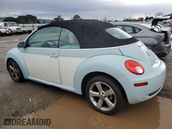 2010 Volkswagen Beetle with VIN 3VWRG3AL1AM004423, listed as a Copart auction lot 44448625 with 106,058 mi miles and Salvage Title. Bid and sale history available at DreamBid. Image 2.