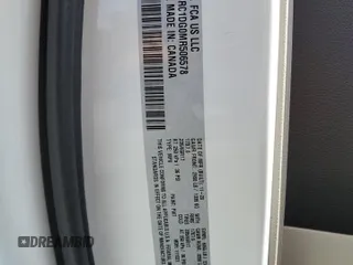 2021 Chrysler Voyager LXi z VIN 2C4RC1DG0MR506578, wystawiony jako Copart lot #50430125 z przebiegiem 87 530 mil mil oraz Szkoda całkowita • Salvage title. Historia ofert i sprzedaży dostępna na DreamBid. Obrazek 14.