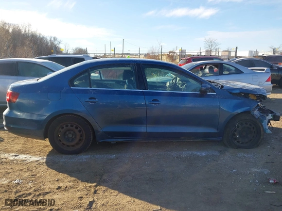 2017 Volkswagen Jetta 1.4T S with VIN 3VW167AJ9HM227650, listed as a IAAI auction lot 41275317 with 81,589 mi miles. Bid and sale history available at carsss.com. Image 13.
