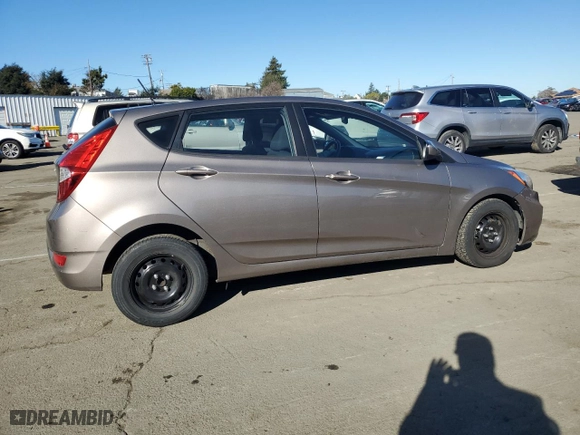 2014 Hyundai Accent GS with VIN KMHCT5AE1EU157401, listed as a Copart auction lot 87669115 with 139,984 mi miles and Salvage Title. Bid and sale history available at carsss.com. Image 3.