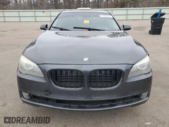 2012 BMW 7 Series 750Li xDrive с VIN WBAKC8C58CC437282, выставлен на аукционе Copart как лот 53988995 с пробегом 68 003 миль миль и На запчасти • Non repairable. История ставок и продаж доступна на DreamBid. Изображение 5.