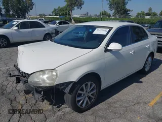 2007 Volkswagen Jetta 2.5 with VIN 3VWRF71K87M122916, listed as a IAAI auction lot 42299956 with 164,536 mi miles and . Bid and sale history available at DreamBid. Image 18.