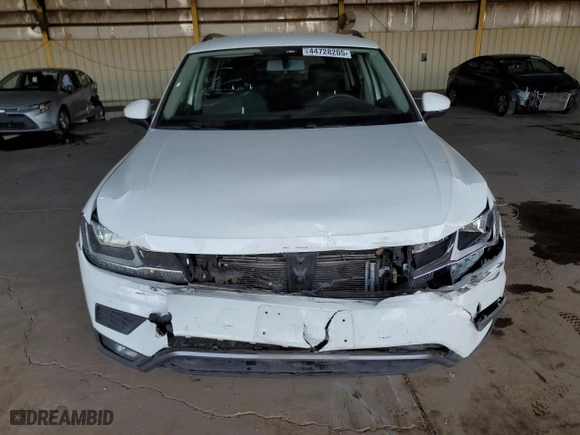 2018 Volkswagen Tiguan S with VIN 3VV1B7AX7JM017221, listed as a Copart auction lot 44728205 with 68,773 mi miles and Salvage Title. Bid and sale history available at carsss.com. Image 5.