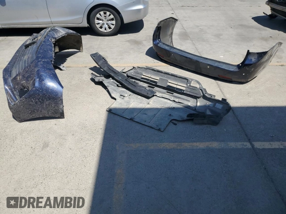 2018 Toyota Sienna XLE Auto Access Seat с VIN 5TDYZ3DC7JS915179, выставлен на аукционе Copart как лот 58565195 с пробегом Не указан миль и Списание • Salvage title. История ставок и продаж доступна на DreamBid. Изображение 13.
