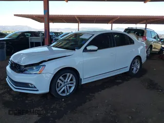 2017 Volkswagen Jetta SEL z VIN 3VWL17AJ3HM406760, wystawiony jako IAAI lot #42002426 z przebiegiem 152 890 mil mil oraz . Historia ofert i sprzedaży dostępna na DreamBid. Obrazek 17.
