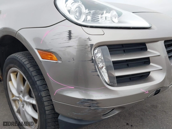 2008 Porsche Cayenne with VIN WP1AA29P48LA03621, listed as a IAAI auction lot 41432079 with 133,069 mi miles. Bid and sale history available at carsss.com. Image 15.