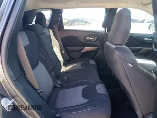 2017 Jeep Cherokee Altitude с VIN 1C4PJLAB1HW613587, выставлен на аукционе Copart как лот 46792195 с пробегом 109 306 миль миль и Списание • Salvage title. История ставок и продаж доступна на DreamBid. Изображение 11.