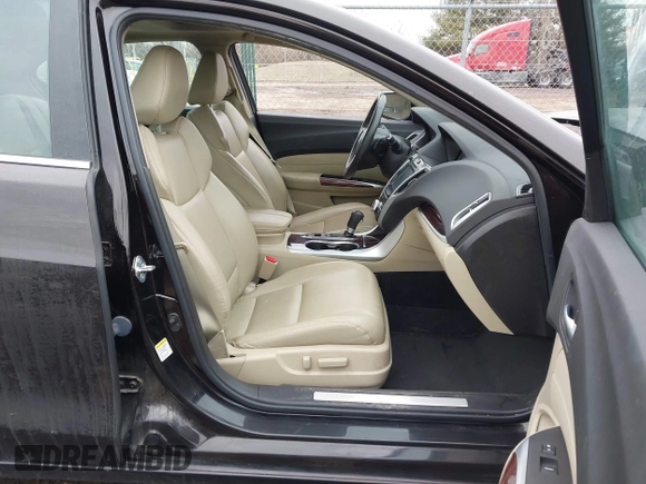 2015 Acura TLX with VIN 19UUB1F35FA022700, listed as a IAAI auction lot 41610750 with 157,500 mi miles. Bid and sale history available at carsss.com. Image 5.