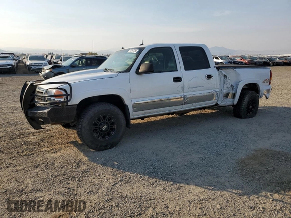 2003 GMC Sierra 1500HD SLT z VIN 1GTGK13U53F217669, wystawiony jako Copart lot #74547254 z przebiegiem 204 966 mil mil oraz Czysty tytuł • Clean title. Historia ofert i sprzedaży dostępna na DreamBid. Obrazek 1.