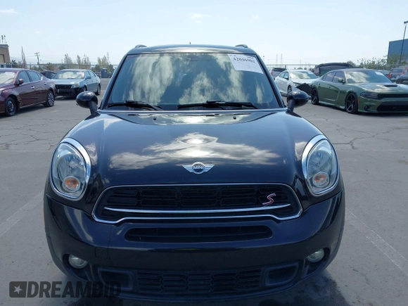 2016 MINI Countryman S with VIN WMWZC3C50GWT08510, listed as a IAAI auction lot 42046902 with 103,178 mi miles and . Bid and sale history available at DreamBid. Image 13.