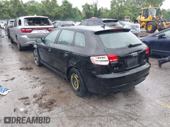 2012 Audi A3 Premium Plus z VIN WAUPEAFM6CA074194, wystawiony jako IAAI lot #42302773 z przebiegiem 176 831 mil mil oraz . Historia ofert i sprzedaży dostępna na DreamBid. Obrazek 3.