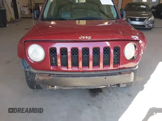 2015 Jeep Patriot Latitude with VIN 1C4NJRFB4FD382759, listed as a IAAI auction lot 41769876 with 145,698 mi miles and . Bid and sale history available at DreamBid. Image 6.