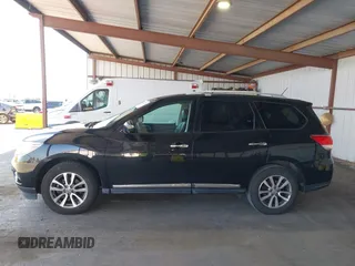 2016 Nissan Pathfinder Platinum with VIN 5N1AR2MM4GC632670, listed as a IAAI auction lot 42433320 with 92,686 mi miles and . Bid and sale history available at DreamBid. Image 14.