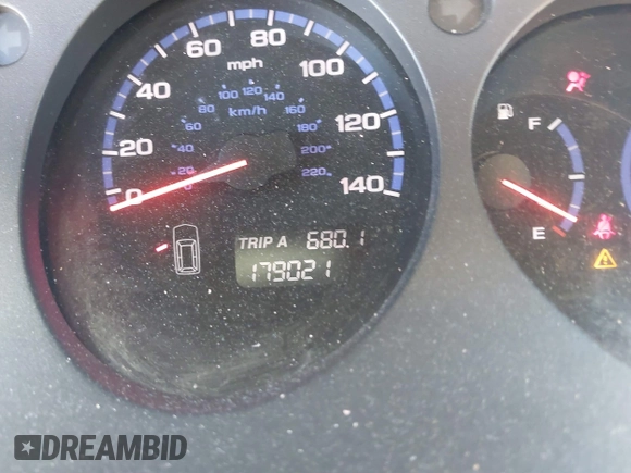 2005 Acura MDX Touring z VIN 2HNYD18885H522833, wystawiony jako IAAI lot #41739203 z przebiegiem 179 021 mil mil oraz . Historia ofert i sprzedaży dostępna na DreamBid. Obrazek 7.