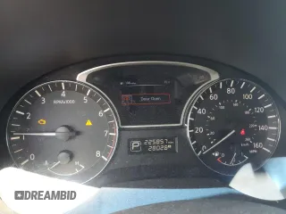 2014 Nissan Altima SV with VIN 1N4AL3AP7EN249534, listed as a Copart auction lot 54347665 with 225,857 mi miles and Clean Title. Bid and sale history available at DreamBid. Image 9.