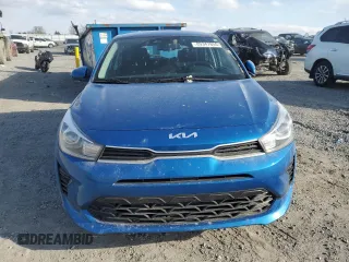 2022 Kia Rio S with VIN 3KPA25AD1NE437713, listed as a Copart auction lot 89347655 with 27,188 mi miles and Salvage Title. Bid and sale history available at DreamBid. Image 5.