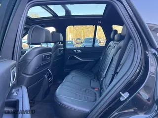 2019 BMW X5 xDrive40i with VIN 5UXCR6C59KLL06000, listed as a IAAI auction lot 41787142 with 225,096 mi miles. Bid and sale history available at carsss.com. Image 8.
