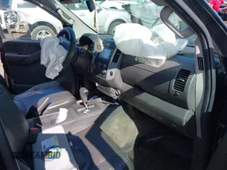 2014 Nissan Frontier SV с VIN 1N6AD0EV8EN711532, выставлен на аукционе IAAI как лот 42642711 с пробегом 137 437 миль миль и . История ставок и продаж доступна на DreamBid. Изображение 5.