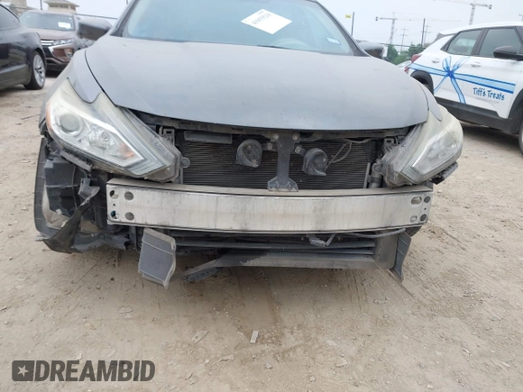 2017 Nissan Altima SV with VIN 1N4AL3AP1HC190366, listed as a IAAI auction lot 41955524 with 163,824 mi miles and . Bid and sale history available at DreamBid. Image 6.