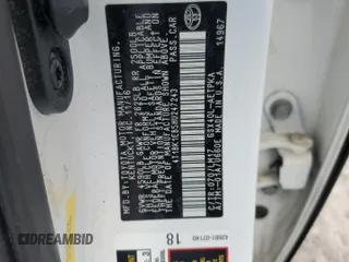 2017 Toyota Avalon XLE z VIN 4T1BK1EB5HU247243, wystawiony jako Copart lot #56557665 z przebiegiem 63 999 mil mil oraz Szkoda całkowita • Salvage title. Historia ofert i sprzedaży dostępna na DreamBid. Obrazek 12.