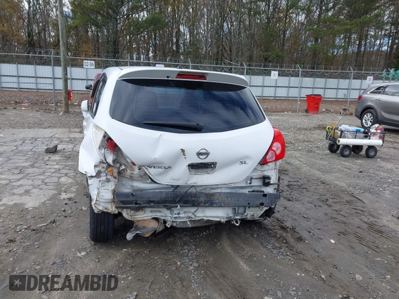 2011 Nissan Versa S с VIN 3N1BC1CP8BL377408, выставлен на аукционе IAAI как лот 41080991 с пробегом 121 541 миль миль и . История ставок и продаж доступна на DreamBid. Изображение 6.