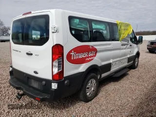 2019 Ford Transit Passenger XL z VIN 1FBZX2ZM4KKB24336, wystawiony jako Copart lot #49377135 z przebiegiem 58 994 mil mil oraz Szkody całkowita. Historia ofert i sprzedaży dostępna na DreamBid. Obrazek 3.