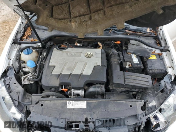 2010 Volkswagen Jetta with VIN 3VWTL8AJXAM623325, listed as a Copart auction lot 79308204 with 184,960 mi miles and Clean title. Bid and sale history available at DreamBid. Image 12.