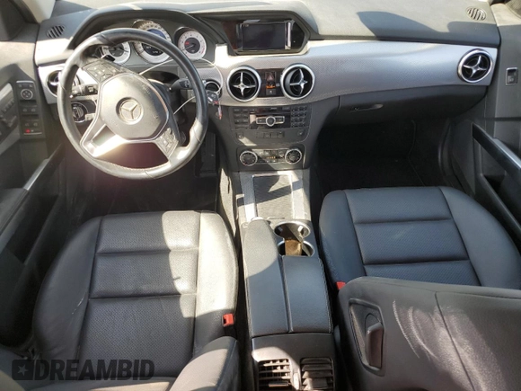 2015 Mercedes-Benz GLK 350 with VIN WDCGG5HB5FG439945, listed as a Copart auction lot 75044054 with 76,506 mi miles and Salvage Title. Bid and sale history available at DreamBid. Image 8.