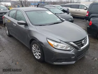 2017 Nissan Altima 2.5 SR with VIN 1N4AL3AP3HC175674, listed as a IAAI auction lot 41833588 with 76,793 mi miles. Bid and sale history available at carsss.com. Image 1.