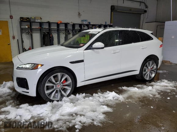 2019 Jaguar F-Pace S with VIN SADCM2FV4KA369008, listed as a Copart auction lot 43822355 with 45,408 mi miles and Salvage Title. Bid and sale history available at DreamBid. Image 1.