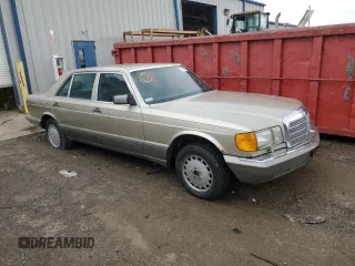1986 Mercedes-Benz 420 with VIN WDBCA35D2GA246302, listed as a Copart auction lot 87239744 with 101,975 mi miles and Clean Title. Bid and sale history available at carsss.com. Image 4.