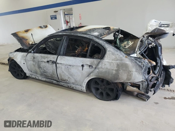 2006 BMW 3 Series 330i with VIN WBAVB33526PS16938, listed as a Copart auction lot 58483365 with Not provided miles and Non repairable. Bid and sale history available at DreamBid. Image 2.