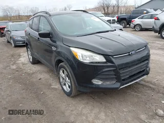2016 Ford Escape SE with VIN 1FMCU9GX0GUC86844, listed as a IAAI auction lot 42046081 with 95,319 mi miles. Bid and sale history available at carsss.com. Image 1.