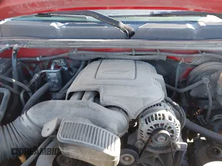 2010 Chevrolet Silverado 1500 LT with VIN 1GCSCSE06AZ137817, listed as a IAAI auction lot 41472286 with 292,814 mi miles and . Bid and sale history available at DreamBid. Image 10.