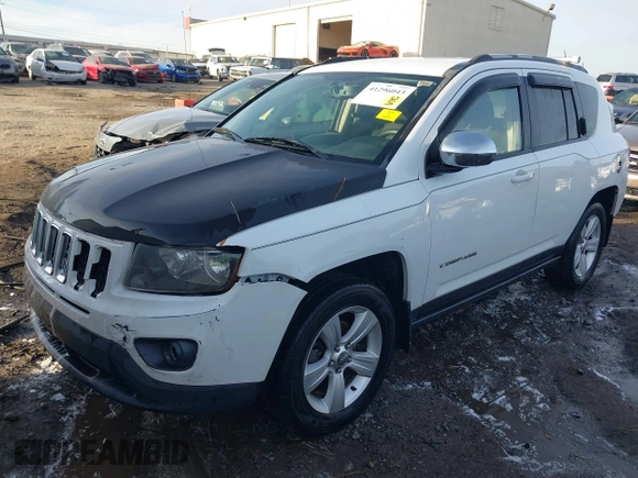 2015 Jeep Compass Sport with VIN 1C4NJCBB4FD343866, listed as a IAAI auction lot 41296043 with 176,664 mi miles. Bid and sale history available at carsss.com. Image 17.