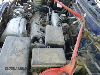 1998 Toyota RAV4 z VIN JT3HP10V2W0165626, wystawiony jako IAAI lot #42970600 z przebiegiem 104 401 mil mil oraz . Historia ofert i sprzedaży dostępna na DreamBid. Obrazek 12.