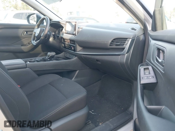 2024 Nissan Rogue S with VIN 5N1BT3AB1RC726491, listed as a IAAI auction lot 41372611 with 6,620 mi miles and . Bid and sale history available at DreamBid. Image 5.