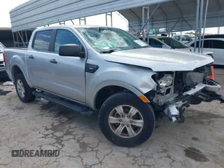 2019 Ford Ranger XL with VIN 1FTER4EH9KLA98402, listed as a IAAI auction lot 40771179 with 10,817 mi miles. Bid and sale history available at carsss.com. Image 1.